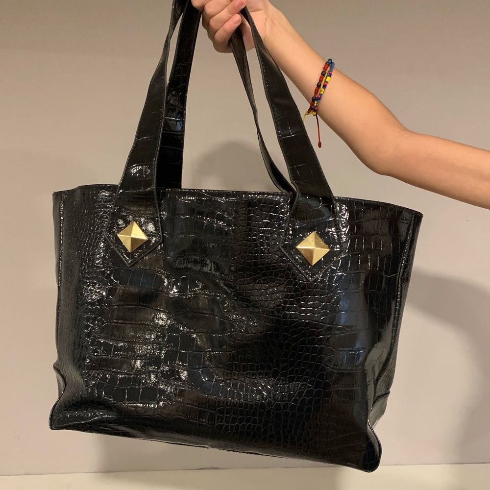 Mark purse